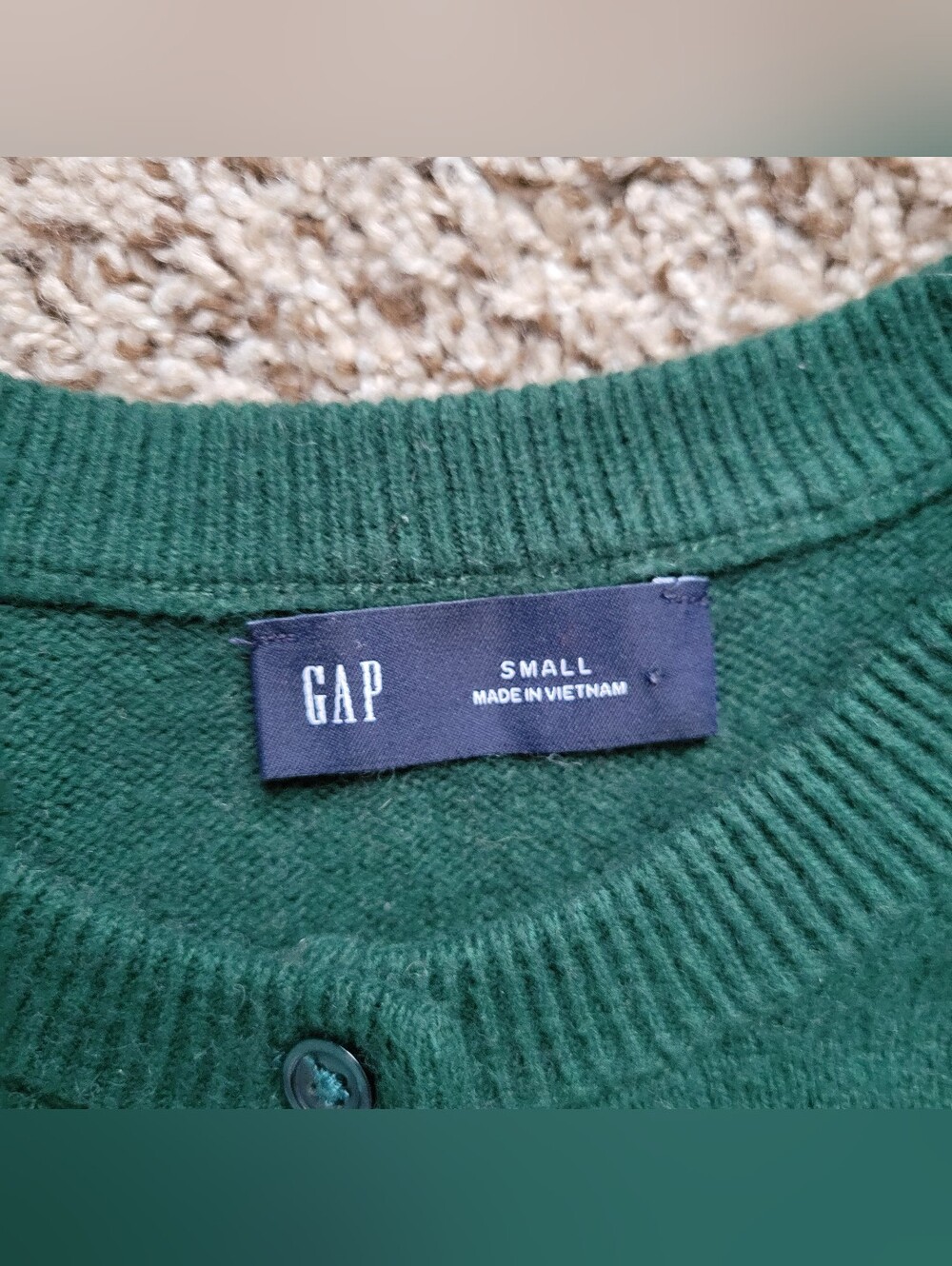 Gap CashSoft Sweater Cardigan Evergreen Green Crew Neck Crop Cropped Small - Picture 3 of 6